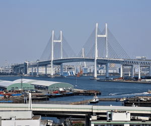 横浜ベイブリッジ