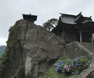 山寺（宝珠山立石寺）